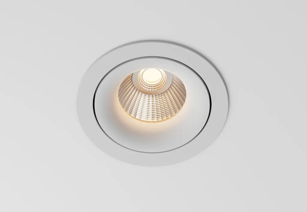 Smooth Adjustable LED White Reflector 38° 3000K.webp