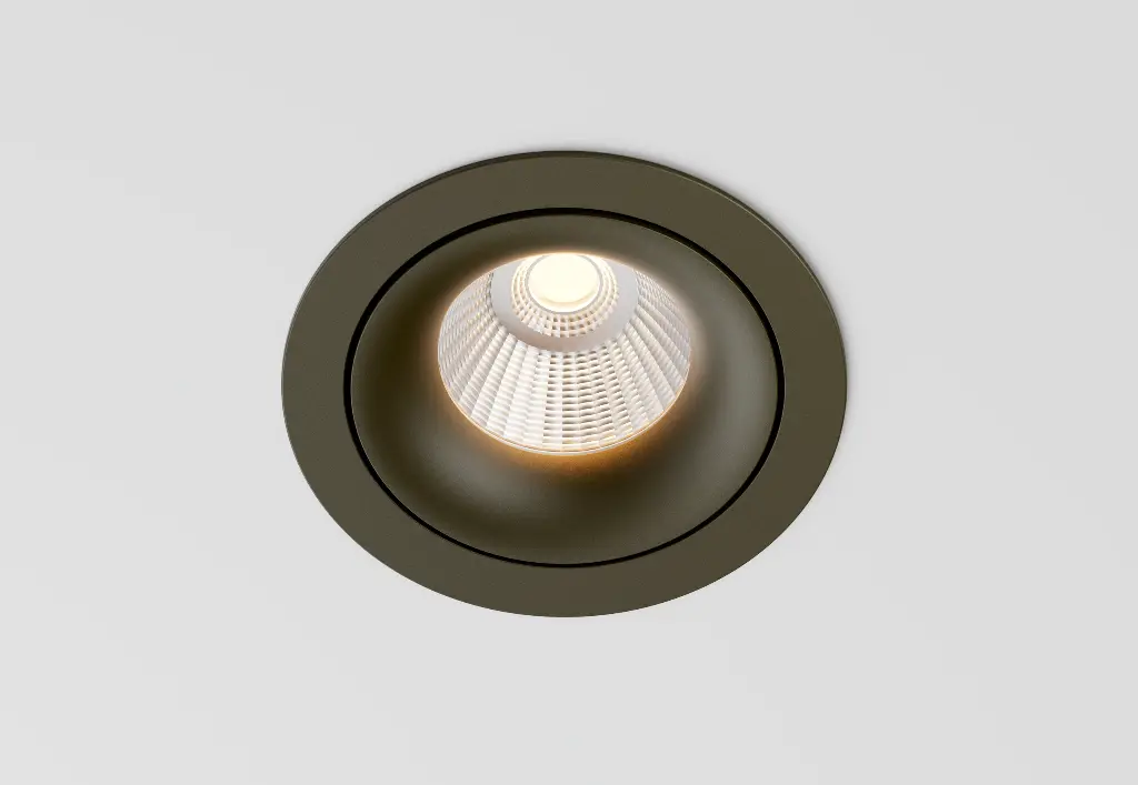 Smooth Adjustable LED Bronze Reflector 38° 3000K.webp